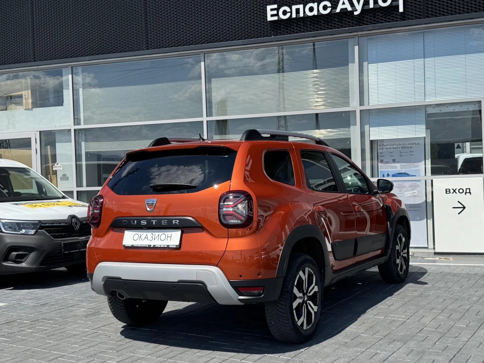Dacia Duster TCe 150 EDC Автоматик - Локация гр. Благоевгра - изображение 4