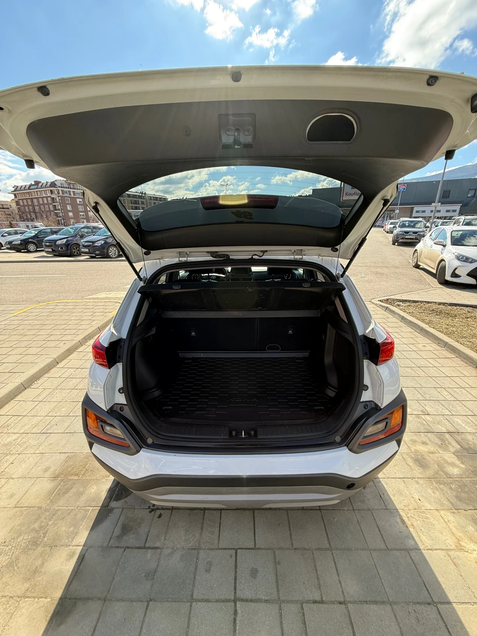 Hyundai Kona 4х4 1.6 Turbo - изображение 4