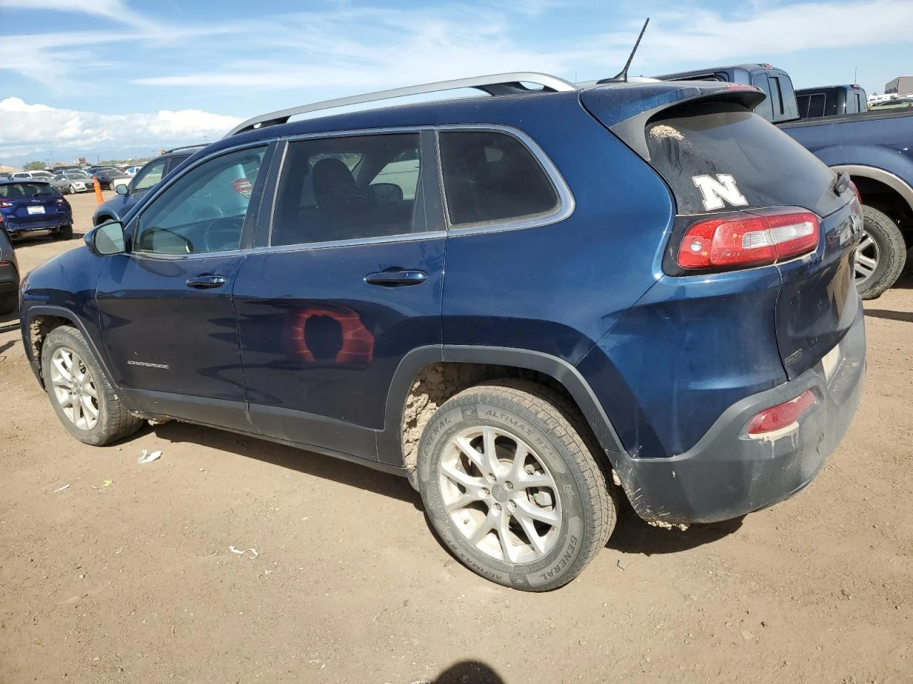 Jeep Cherokee 2.4l Latitude, снимка 2 - Автомобили и джипове - 53987620