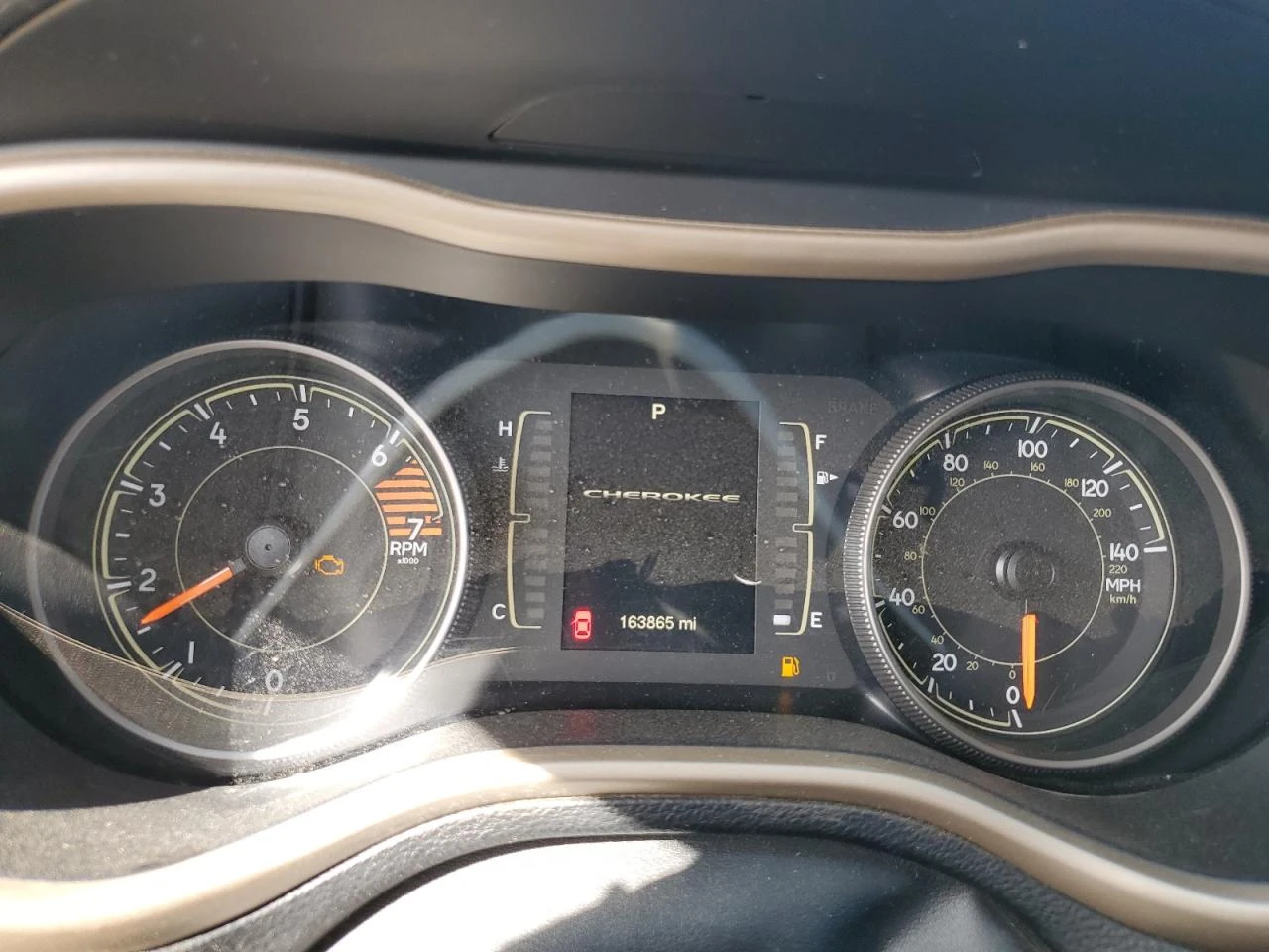 Jeep Cherokee 2.4l Latitude, снимка 9 - Автомобили и джипове - 53987620