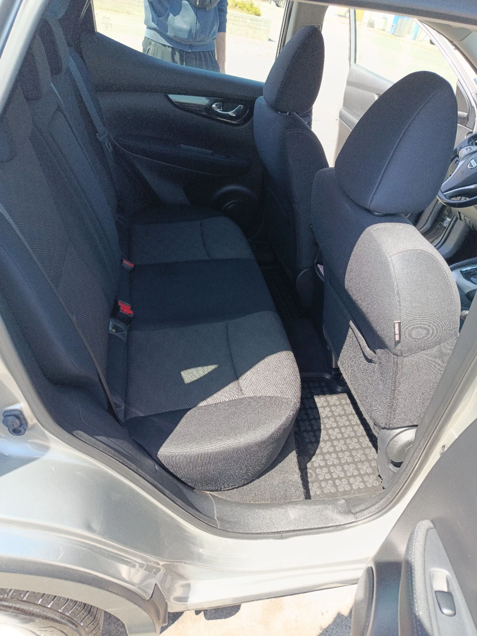 Nissan Qashqai G11, снимка 16 - Автомобили и джипове - 54172465