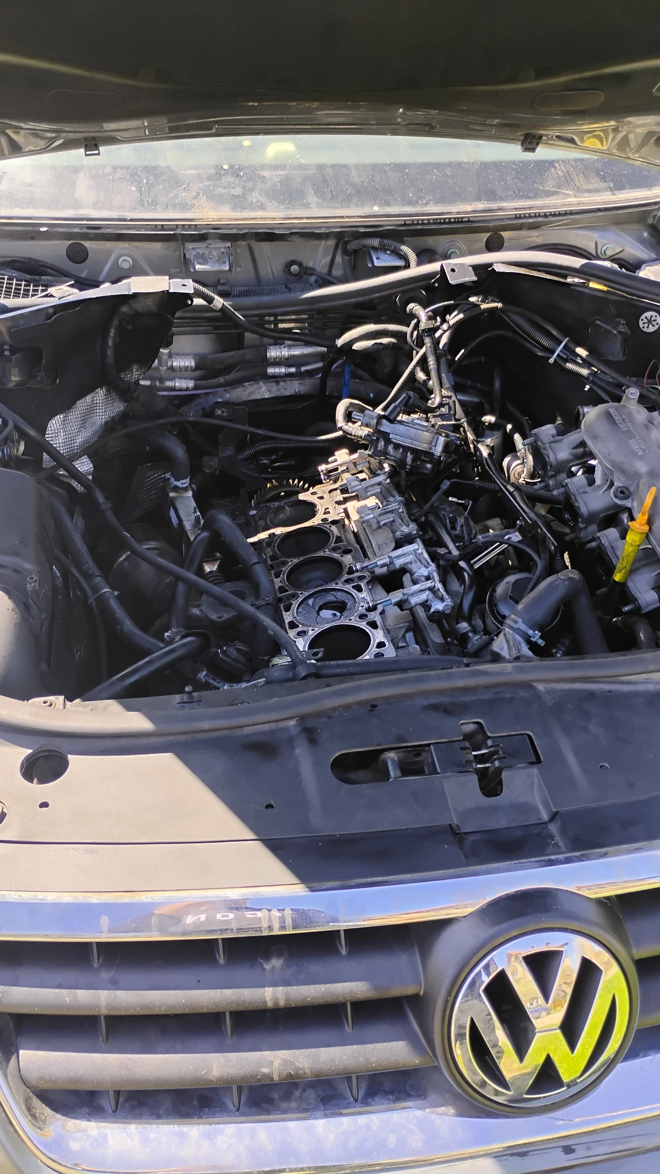 VW Touareg, снимка 8 - Автомобили и джипове - 54319483