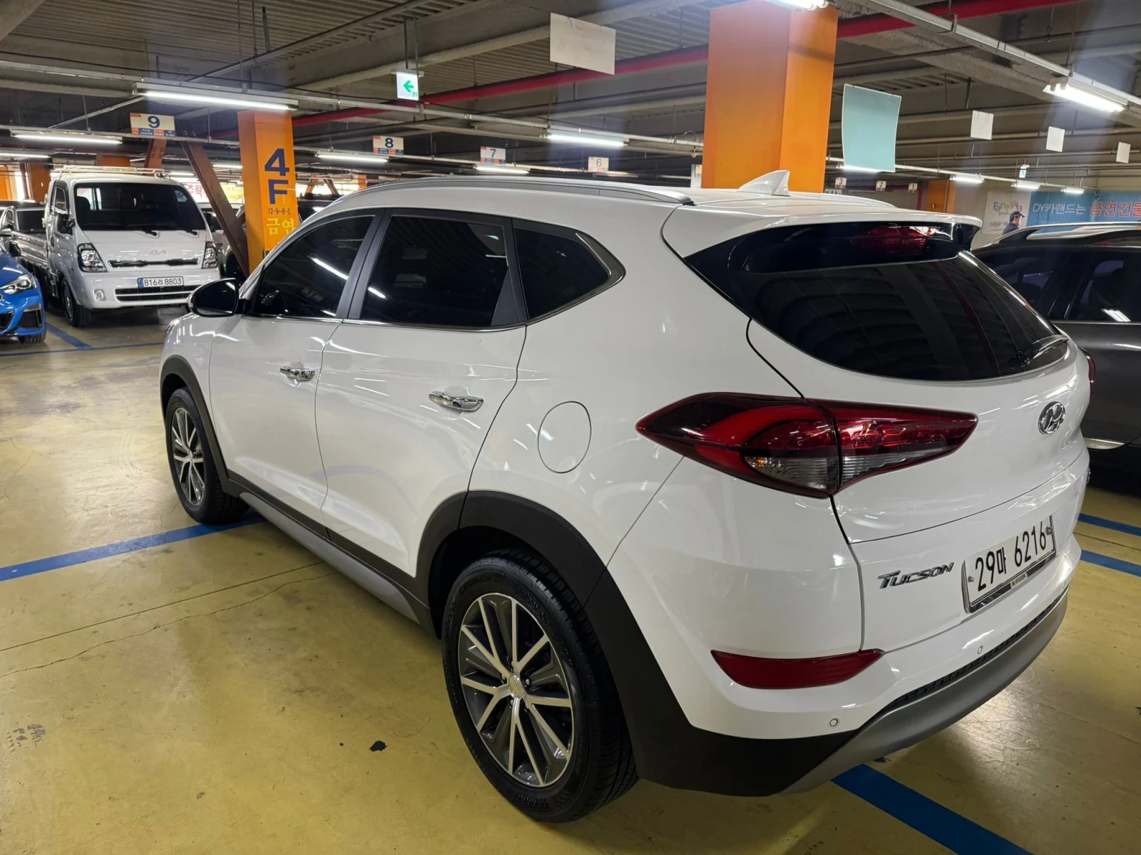Hyundai Tucson Premium 1.7 CRDI 2WD ������� ���� �� ����� | Mobile.bg � ����������� 3