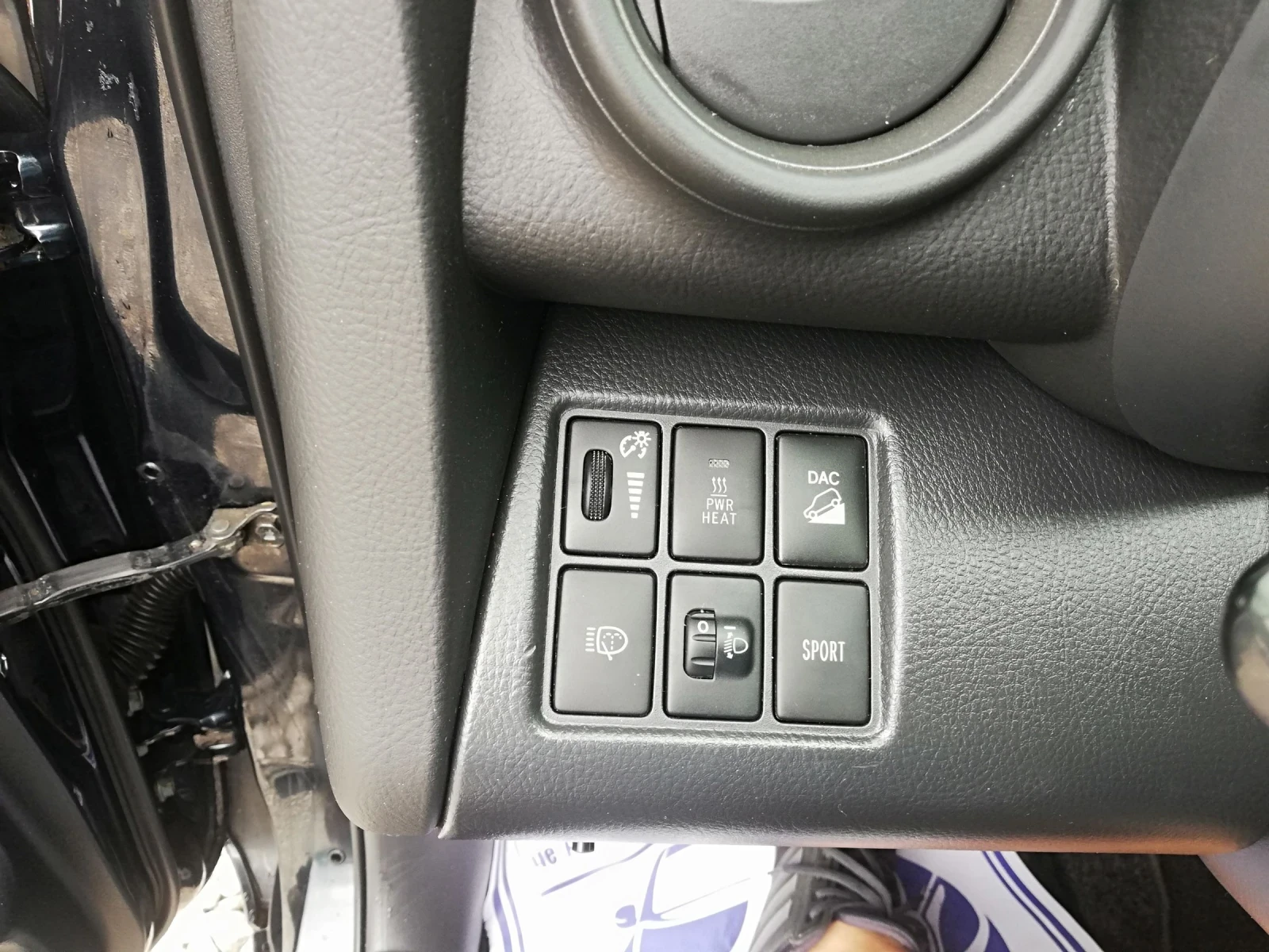 Toyota Rav4 2.2D 4X4 AVTOMAT KLIMA, снимка 14 - Автомобили и джипове - 54777517
