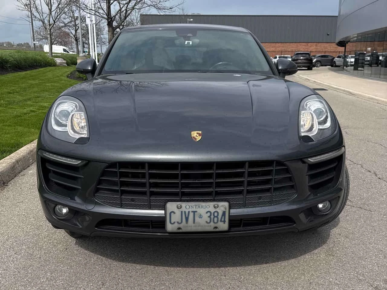 Porsche Macan AWD * ГЛАВНО ПРЕДСТАВИТЕЛСТВО НА PORSCHE* , снимка 2 - Автомобили и джипове - 54997752