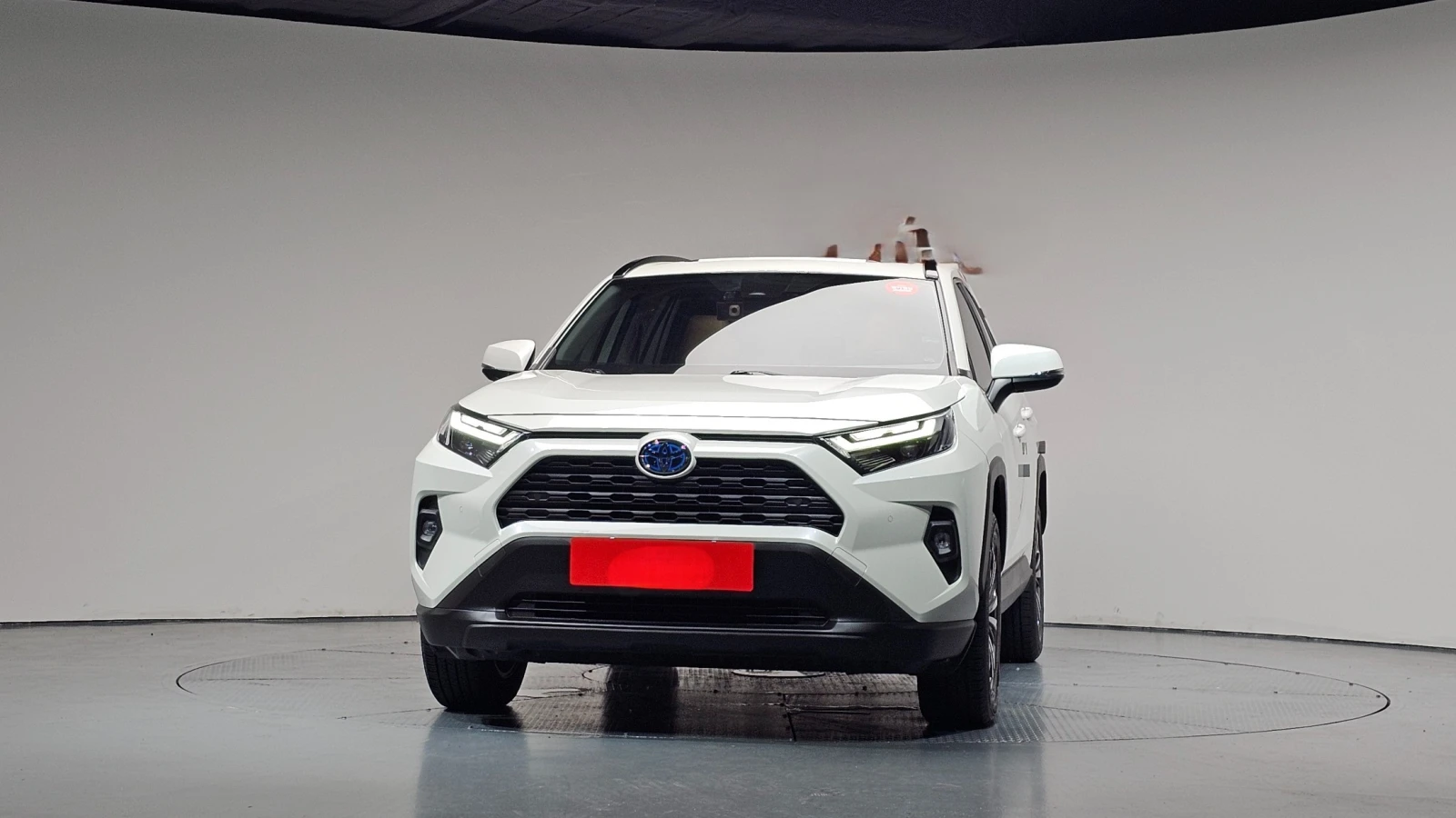 Toyota Rav4 2, 5 XLE Hybrid 2WD, снимка 3 - Автомобили и джипове - 56102817