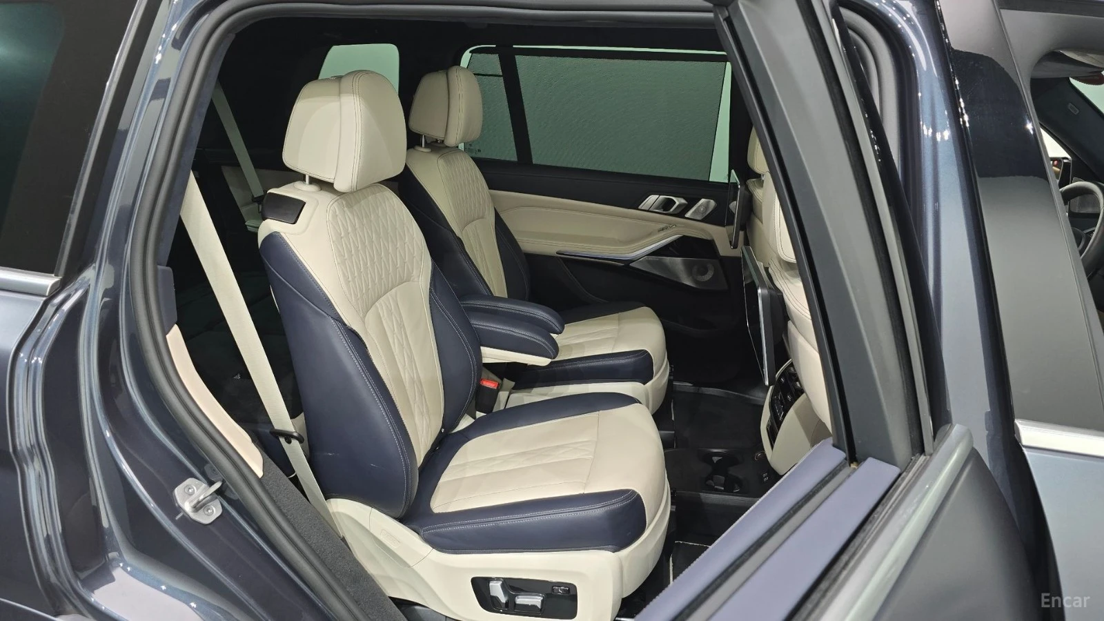 BMW X7 2022* V8* TV* PANO* LASER* DIS* �����* �����* HUD* | Mobile.bg � ����������� 16
