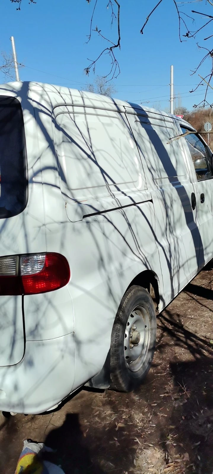 Hyundai H1, снимка 5 - Бусове и автобуси - 53667864