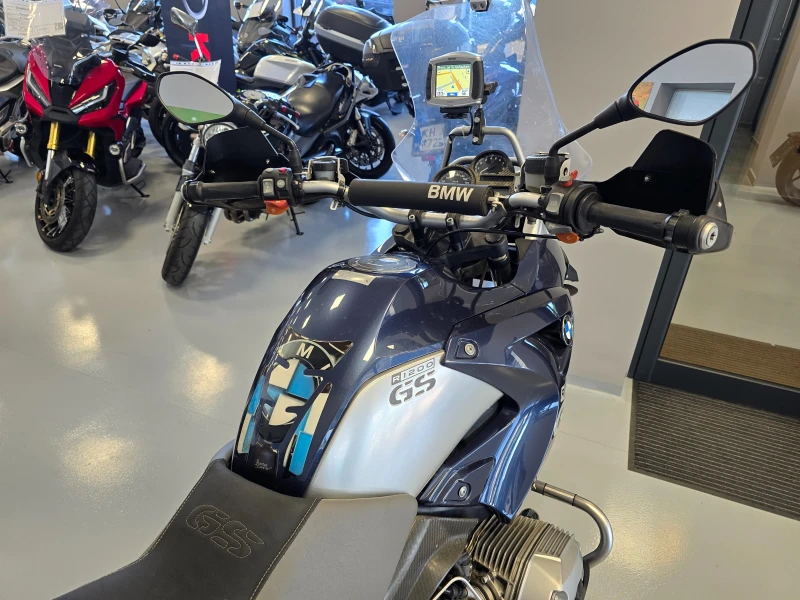 BMW R 1200 GS, Нави, Лед фар, ABS, Подгрев, Ohlins!, снимка 11 - Мотоциклети и мототехника - 50913984