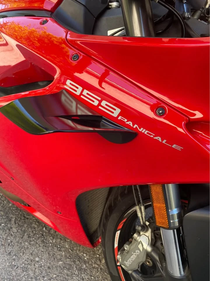 Ducati PANIGALE 959 * CARFAX * БЕЗ ПЪРВОНАЧАЛНА ВНОСКА, снимка 3 - Мотоциклети и мототехника - 52873939