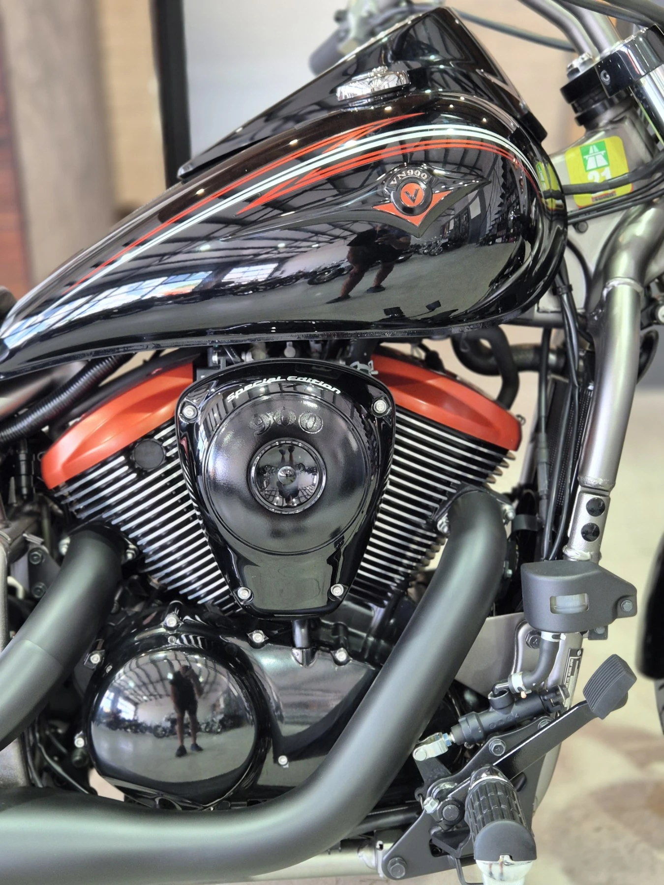 Kawasaki Vulcan VN 900 CUSTOM!!! 8000км!!! Нов внос от ШВЕЙЦАРИЯ! , снимка 15 - Мотоциклети и мототехника - 54821897