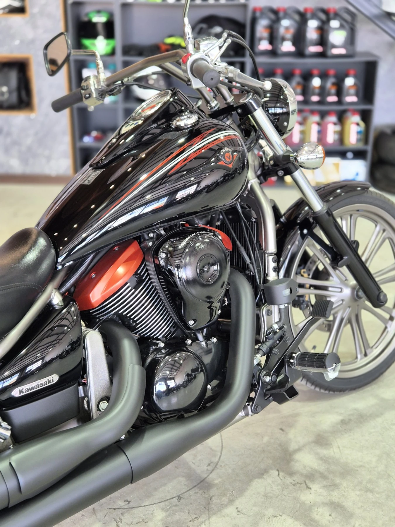 Kawasaki Vulcan VN 900 CUSTOM!!! 8000км!!! Нов внос от ШВЕЙЦАРИЯ! , снимка 9 - Мотоциклети и мототехника - 54821897