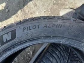 Гуми Зимни 225/45R18, снимка 9