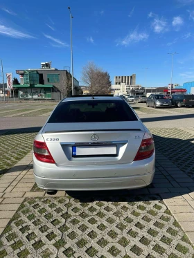 Mercedes-Benz C 220, снимка 3