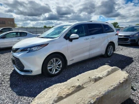 Toyota Sienna 