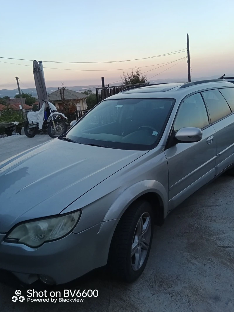 Subaru Outback 2.5 i Bi Fuel, снимка 4 - Автомобили и джипове - 46465074