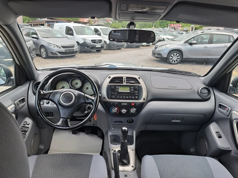 Toyota Rav4 2.0 d4d, снимка 9 - Автомобили и джипове - 46378834