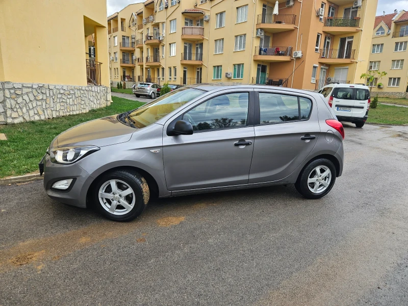 Hyundai I20 1.25i, снимка 2 - Автомобили и джипове - 47229547