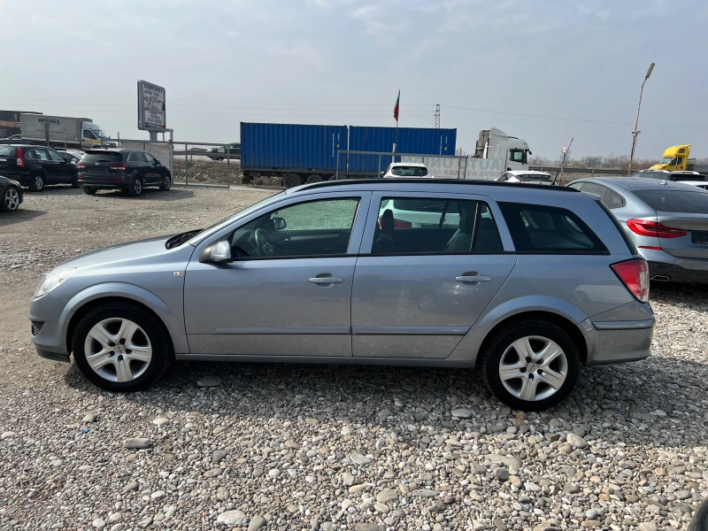 Opel Astra 1.7 CDTI, снимка 8 - Автомобили и джипове - 49300640