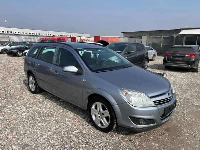 Opel Astra 1.7 CDTI, снимка 3 - Автомобили и джипове - 49300640