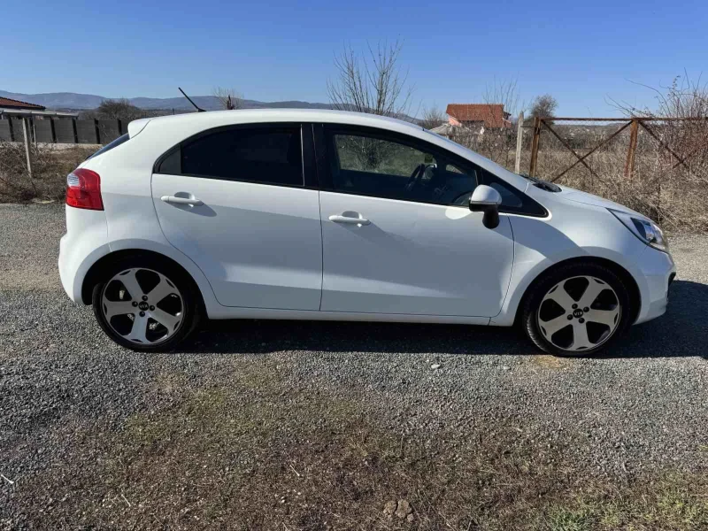 Kia Rio 1.4D, снимка 4 - Автомобили и джипове - 49377429