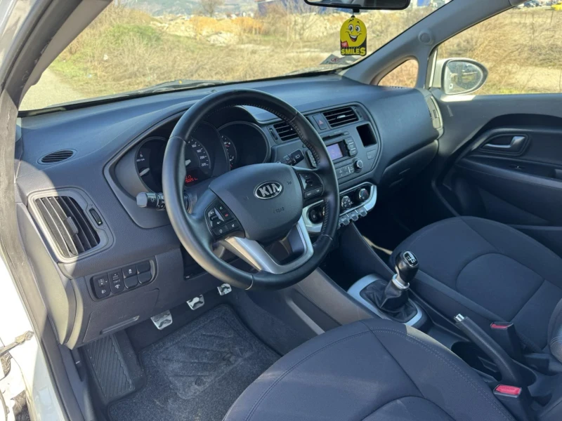 Kia Rio 1.4D, снимка 8 - Автомобили и джипове - 49377429