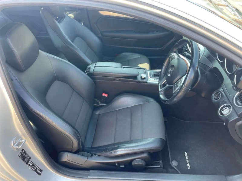 Mercedes-Benz C 180, снимка 4 - Автомобили и джипове - 51152468