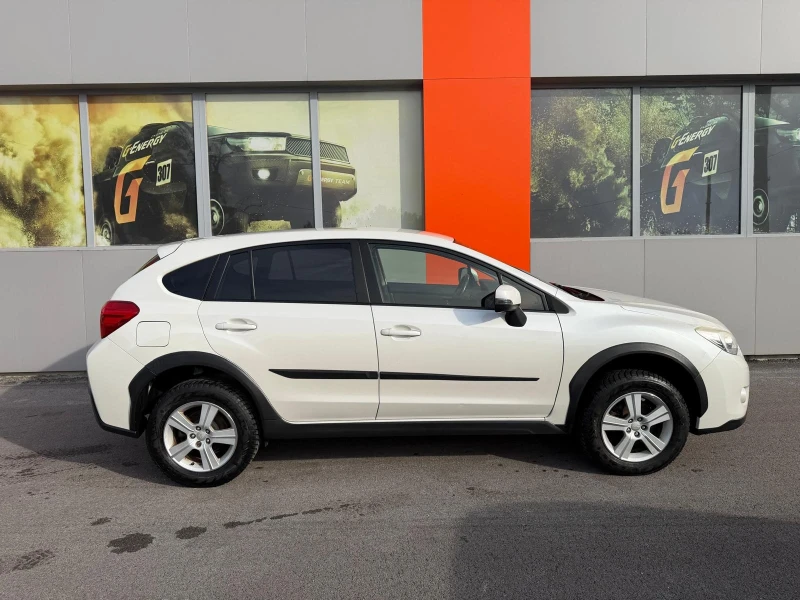 Subaru XV, снимка 16 - Автомобили и джипове - 52511351
