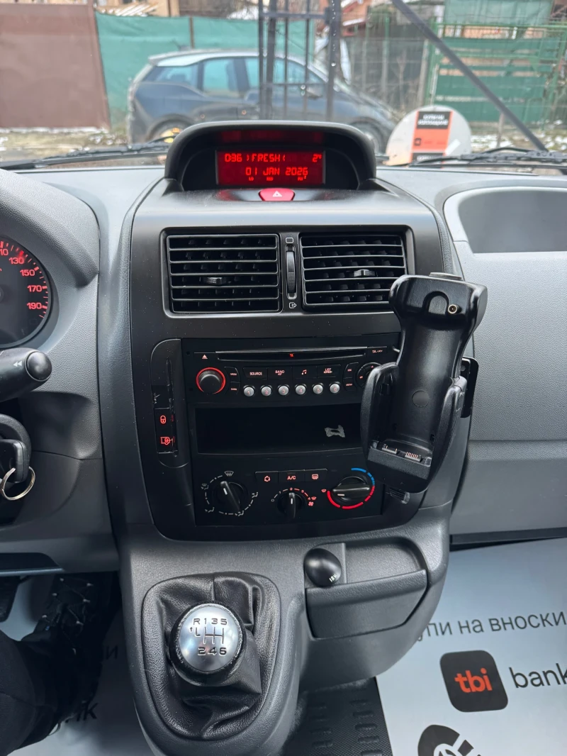 Citroen Jumpy 2.0HDi 128кс., снимка 12 - Автомобили и джипове - 53046151