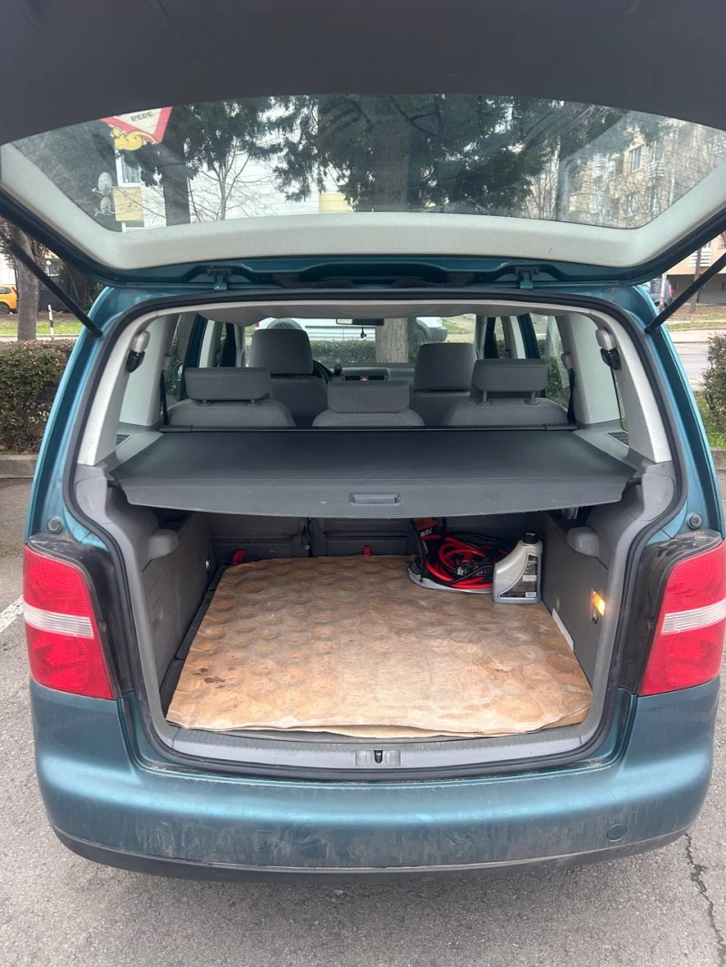 VW Touran 6(1), снимка 9 - Автомобили и джипове - 53247655