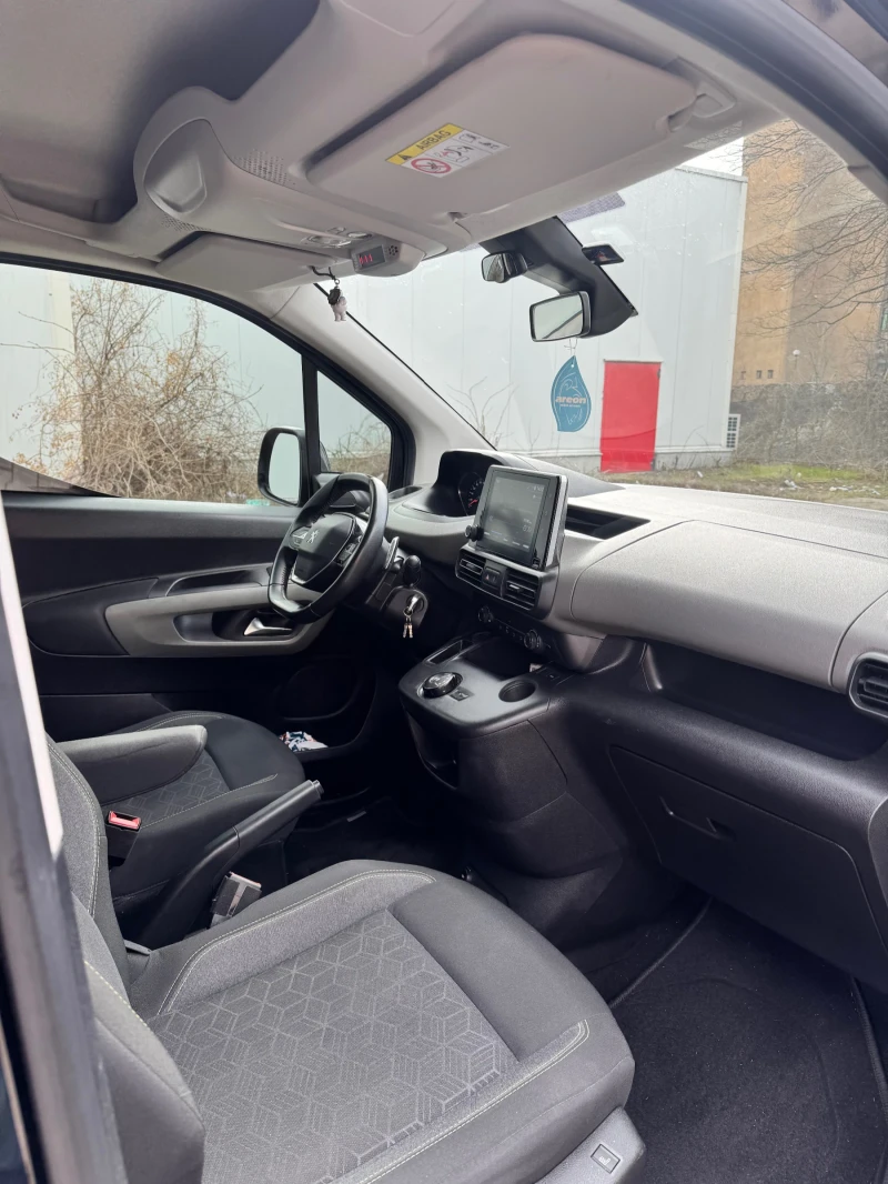 Peugeot Rifter full extra!автоматична! КАТО НОВА!, снимка 12 - Автомобили и джипове - 53403060
