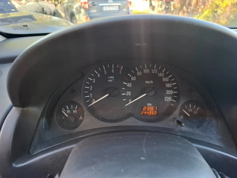 Opel Corsa, снимка 10 - Автомобили и джипове - 54355473