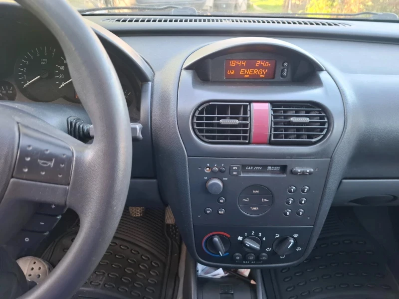 Opel Corsa, снимка 8 - Автомобили и джипове - 54355473