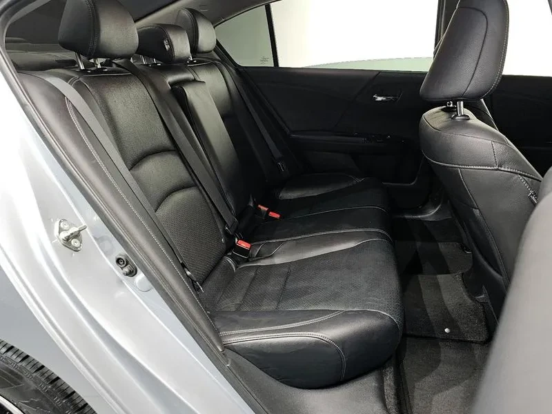 Honda Accord 2.4, снимка 12 - Автомобили и джипове - 55352138