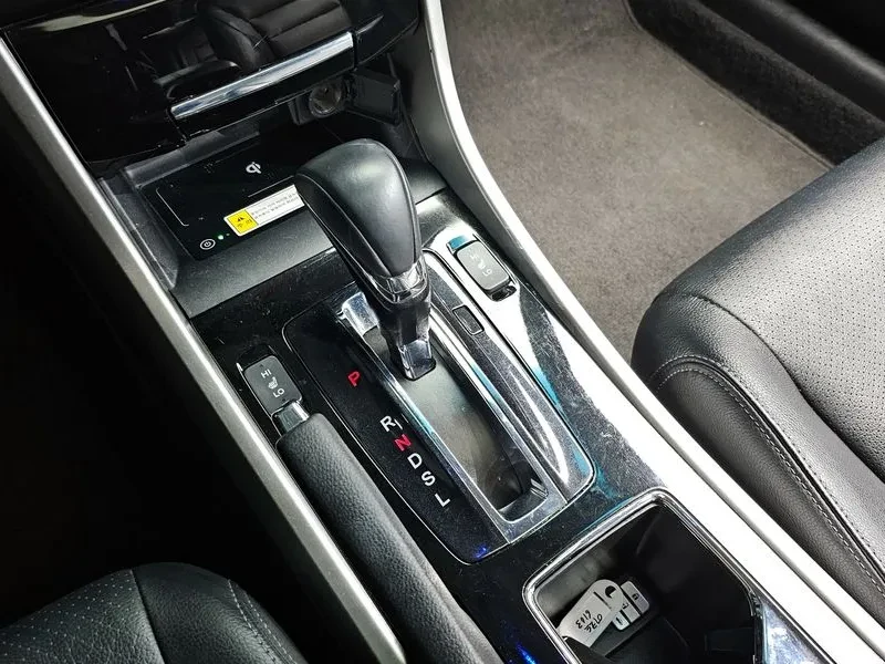 Honda Accord 2.4, снимка 9 - Автомобили и джипове - 55352138