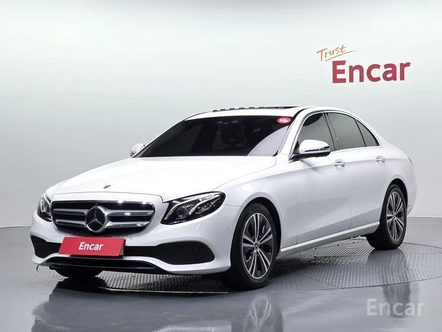Mercedes-Benz E 300 * КРАЙНА ЦЕНА ДО БЪЛГАРИЯ * АВТОКРЕДИТ