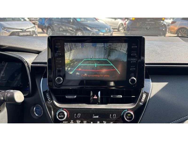Toyota Corolla HB 1.8HSD LOUNGE, снимка 15 - Автомобили и джипове - 56159854