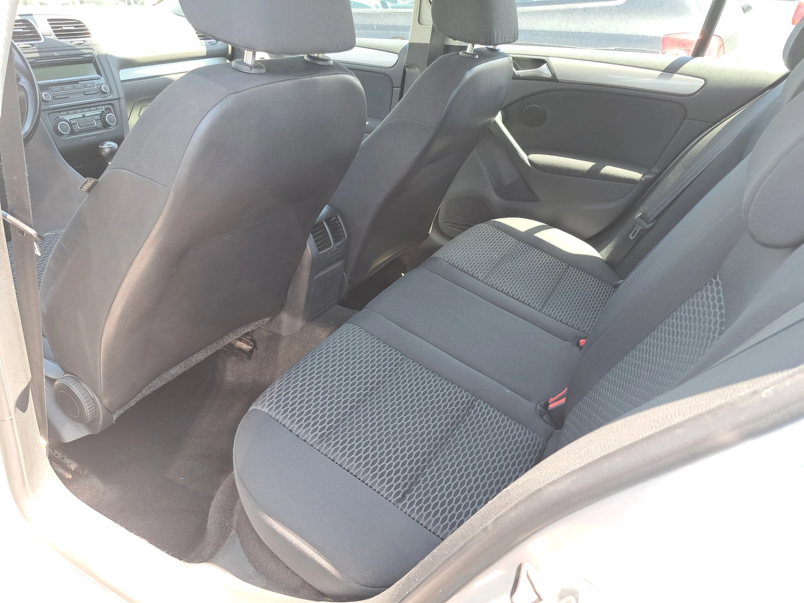 VW Golf 2.0tdi - изображение 10