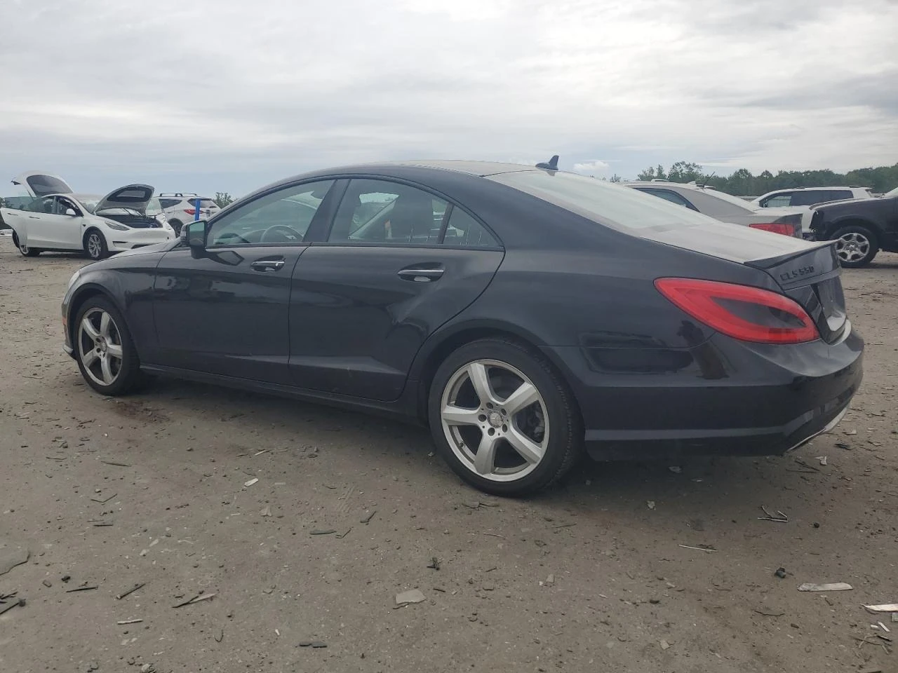 Mercedes-Benz CLS 500 550 4MATIC AMG Pack* Harman/Kardon* Keyless - изображение 4