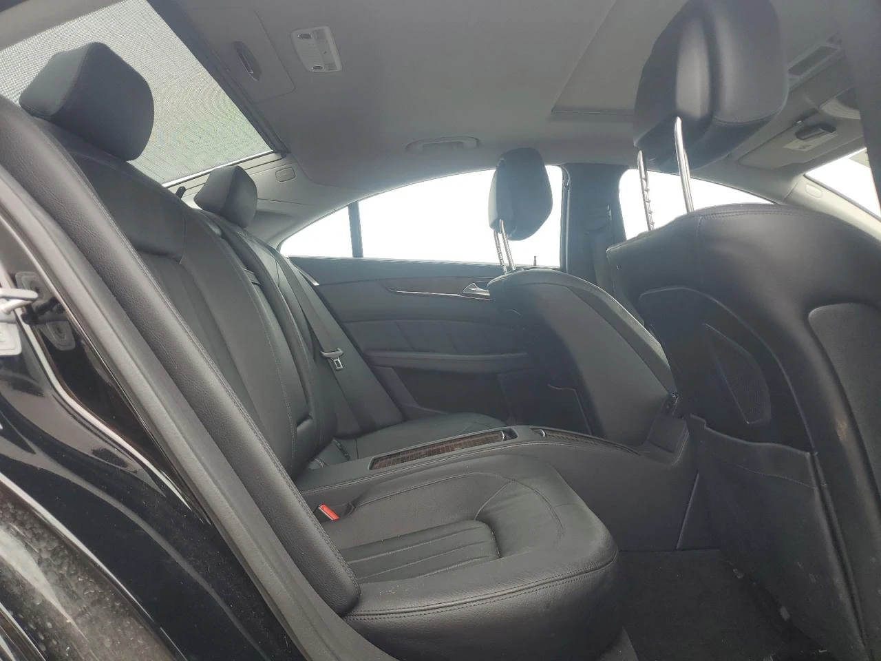Mercedes-Benz CLS 500 550 4MATIC AMG Pack* Harman/Kardon* Keyless - изображение 10