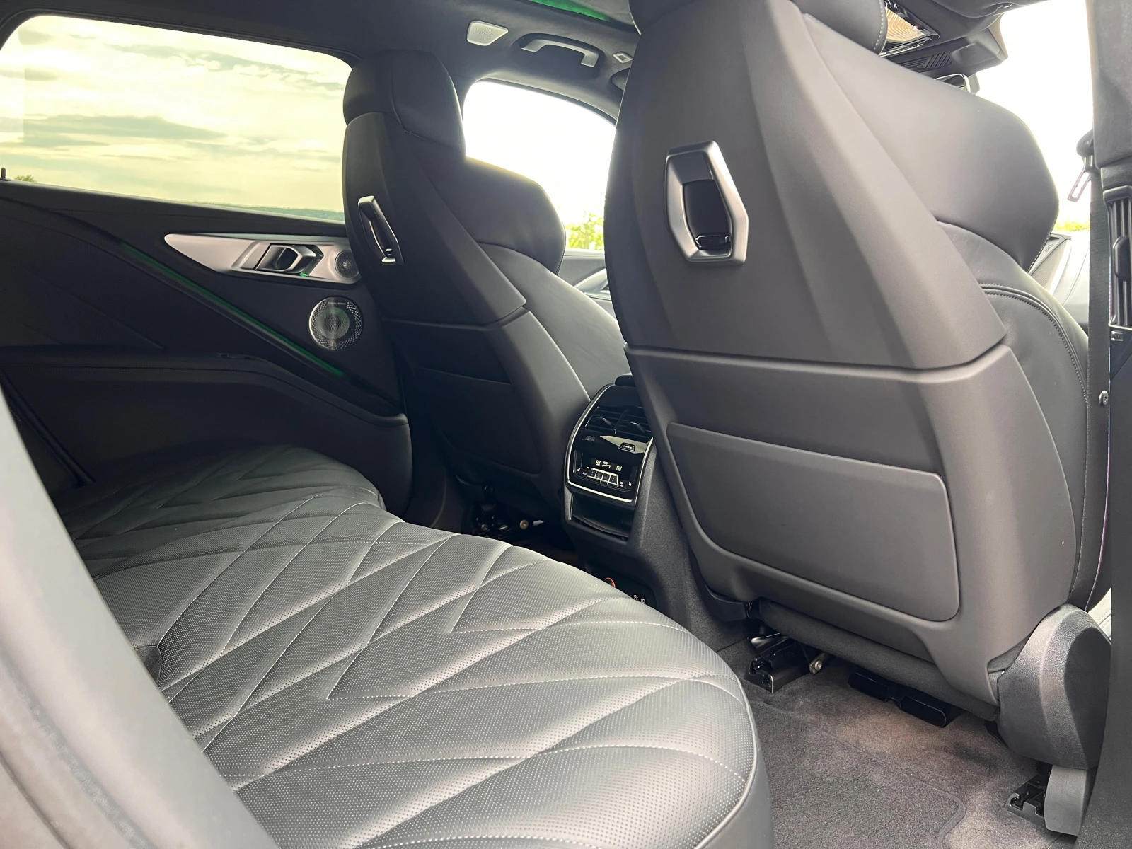 BMW XM  - изображение 10