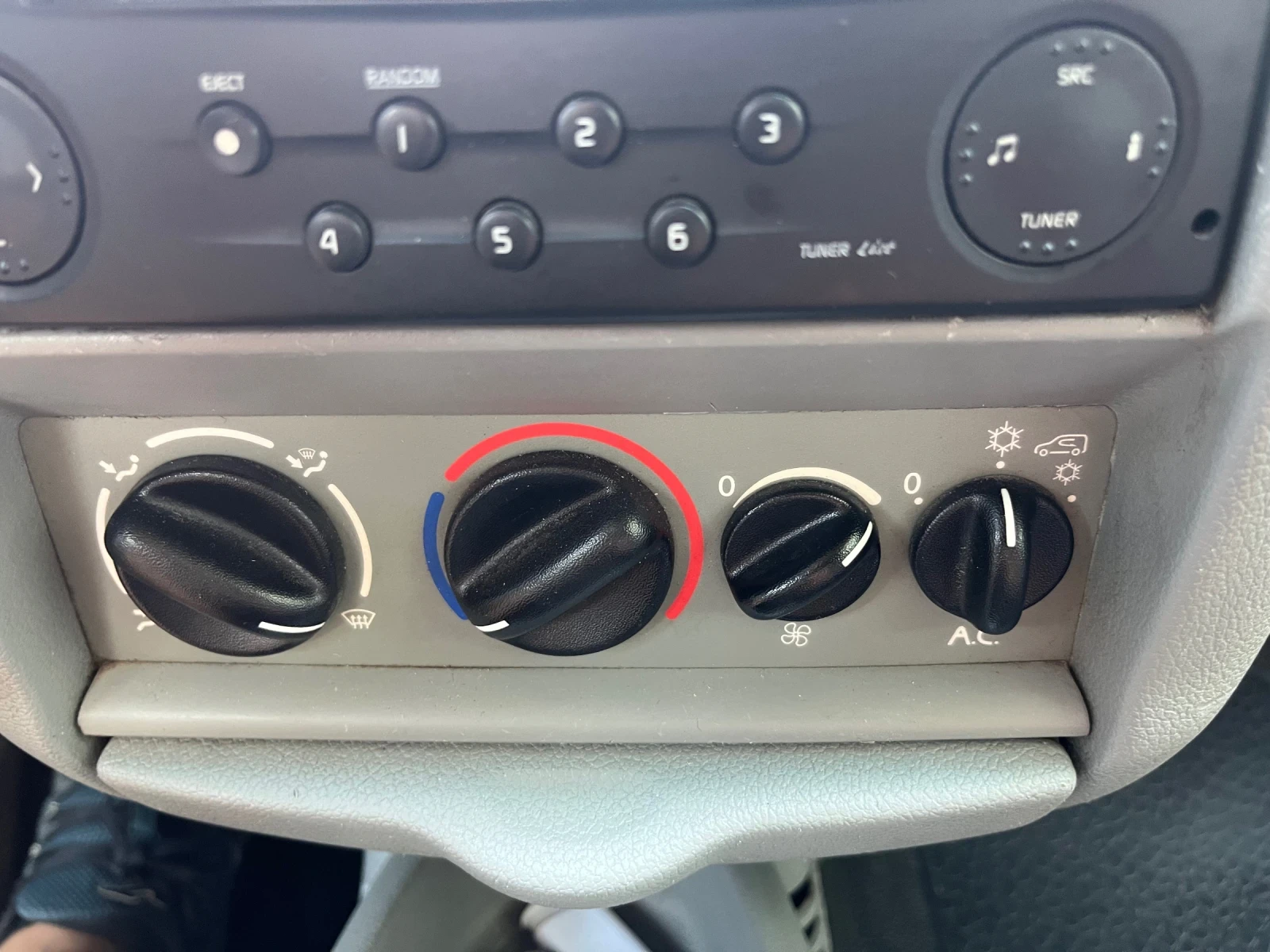 Renault Kangoo 1.6i - изображение 8