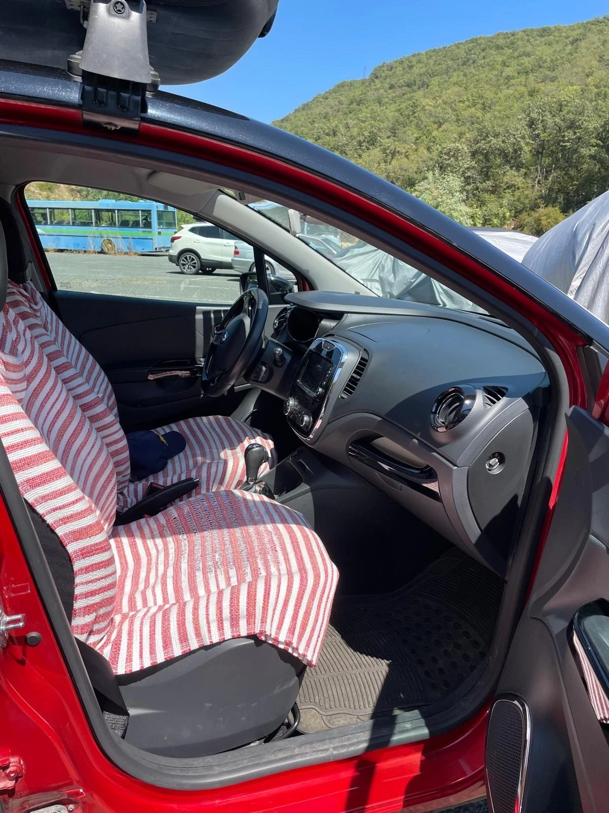 Renault Captur 1.2 Tce - изображение 4