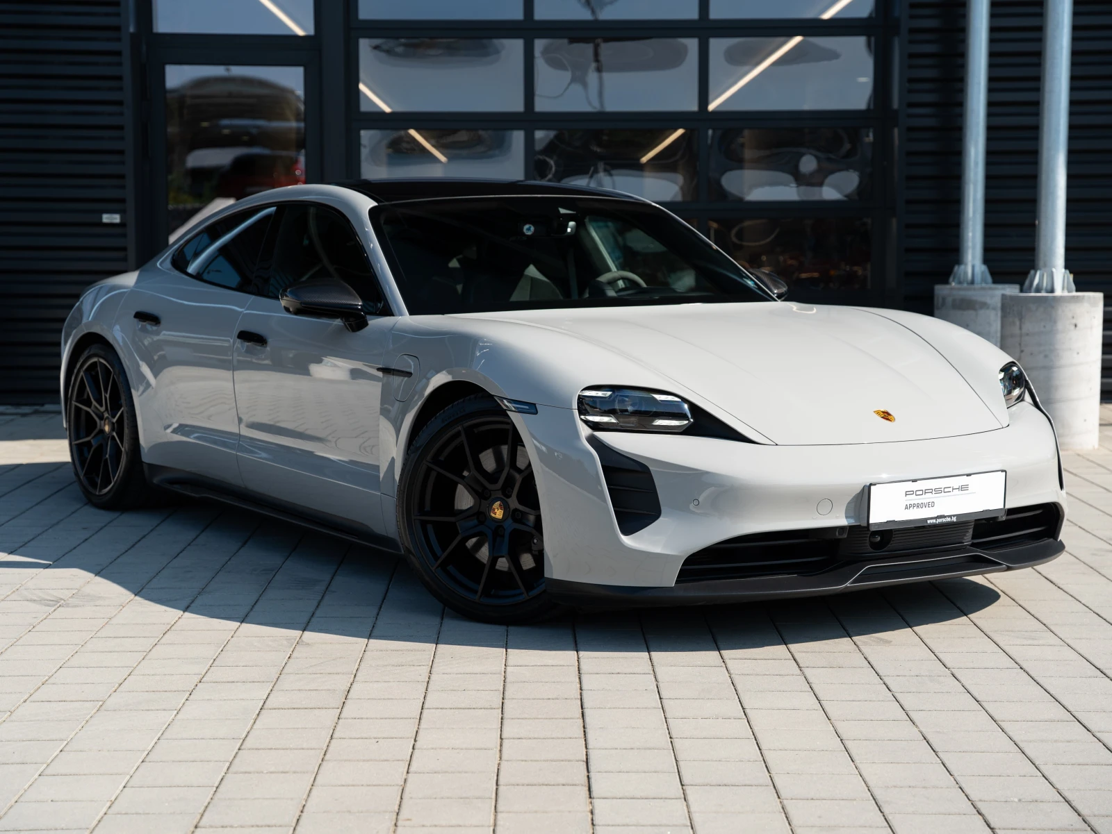Porsche Taycan GTS  - изображение 3