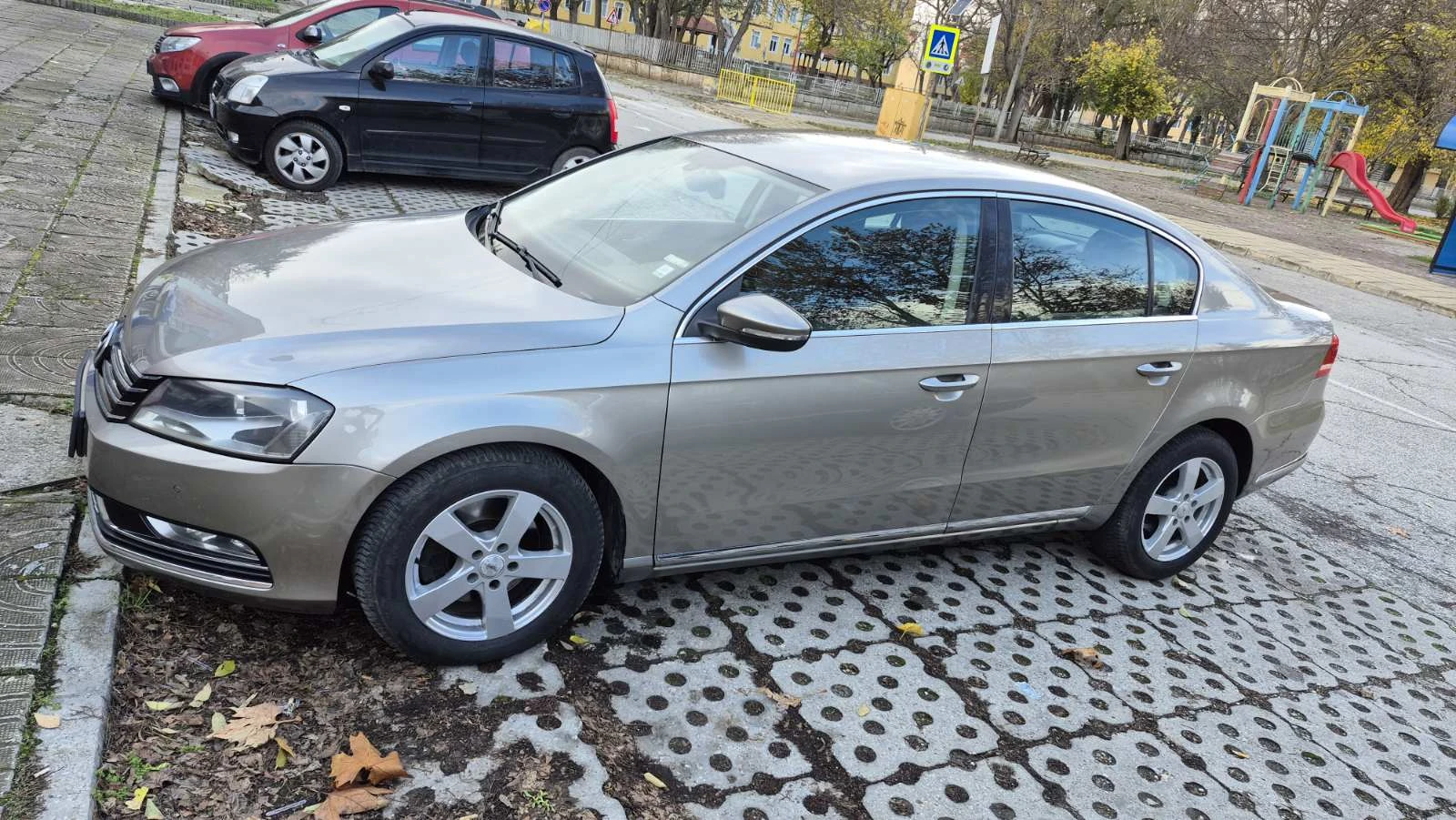 VW Passat 2.0 TDI   4MOTION | Mobile.bg   7