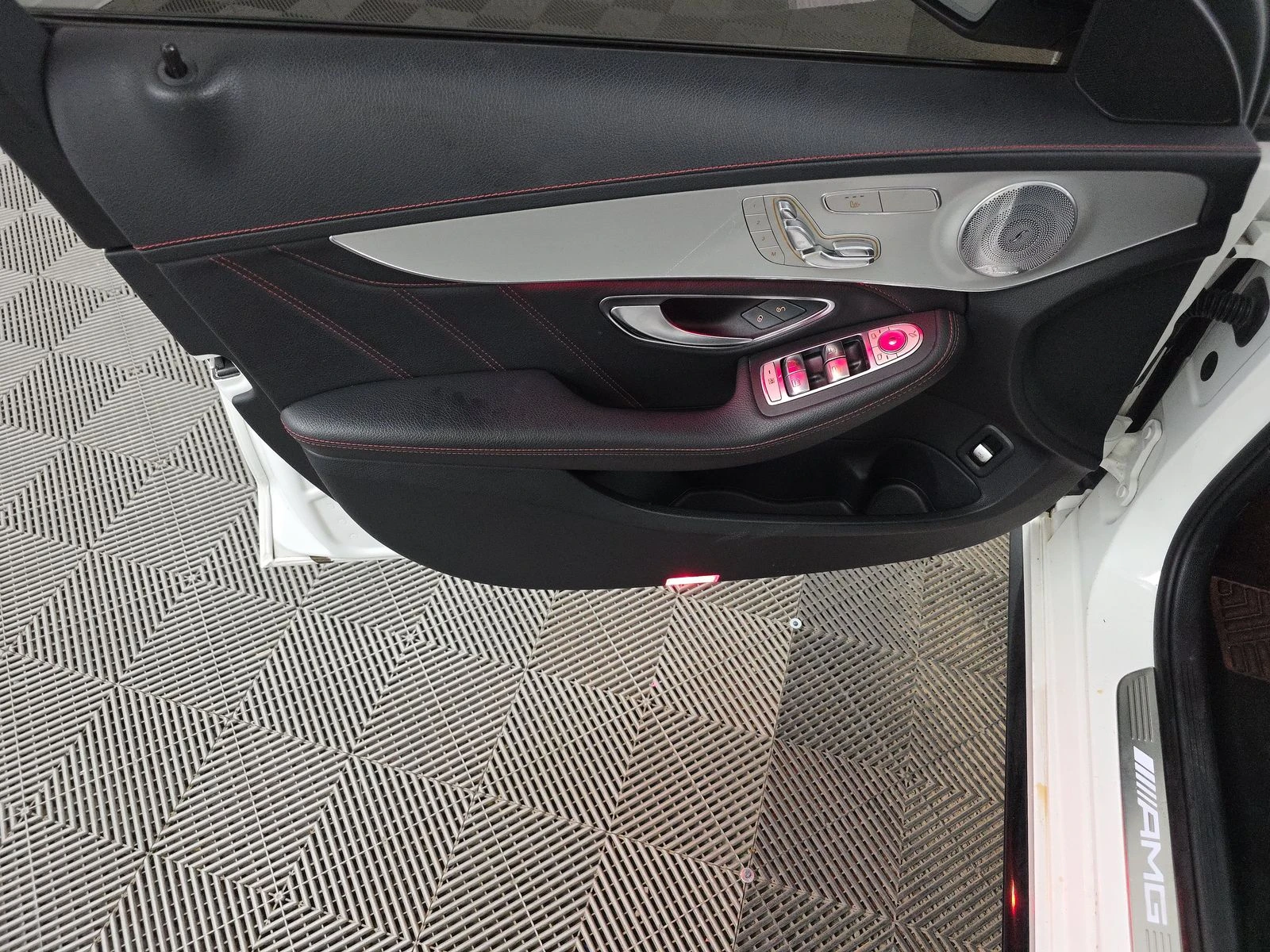 Mercedes-Benz C 43 AMG 4MATIC - изображение 10