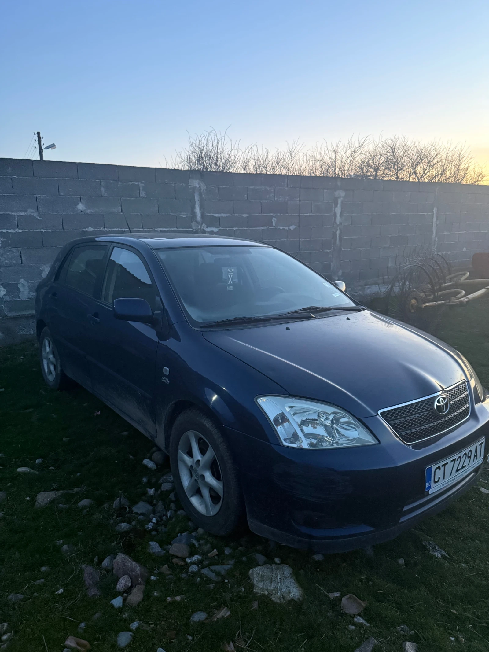 Toyota Corolla 2000 кубика - изображение 2