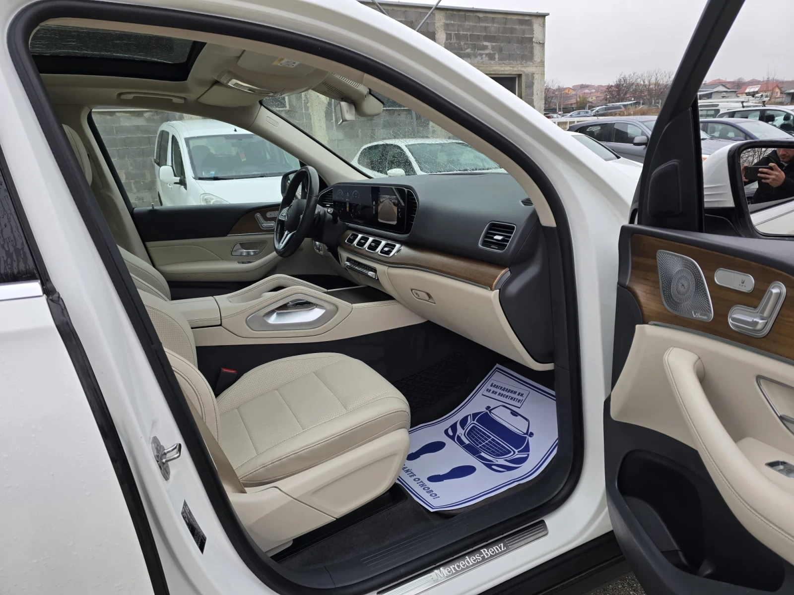 Mercedes-Benz GLE 300 d/Burmester/Панорама/9G-Tronic/4Matic/, снимка 9 - Автомобили и джипове - 53937117