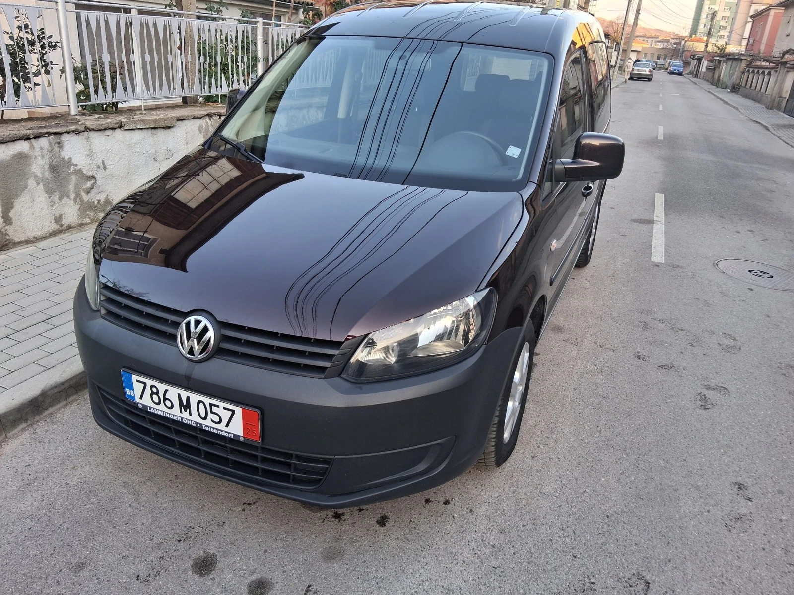 VW Caddy 1, 6 TDI 5 места 102 кс