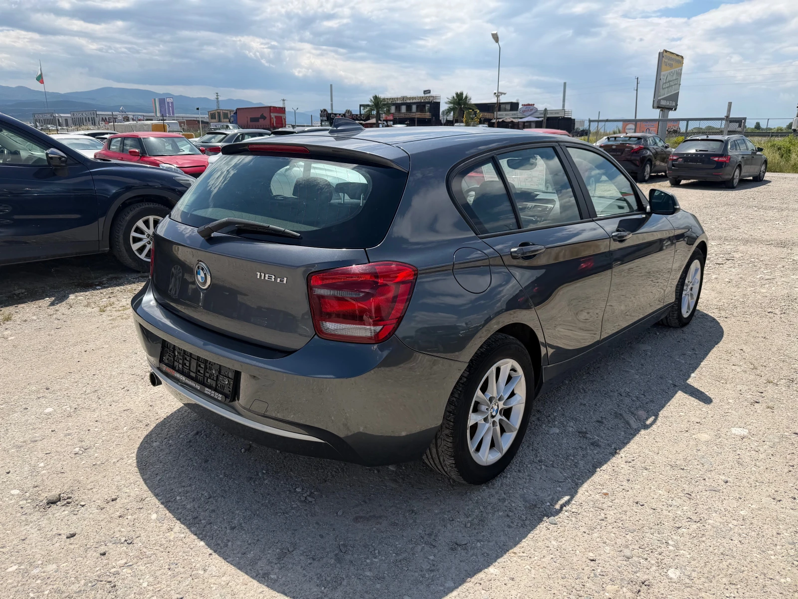BMW 118 2.0 D , снимка 5 - Автомобили и джипове - 54737953
